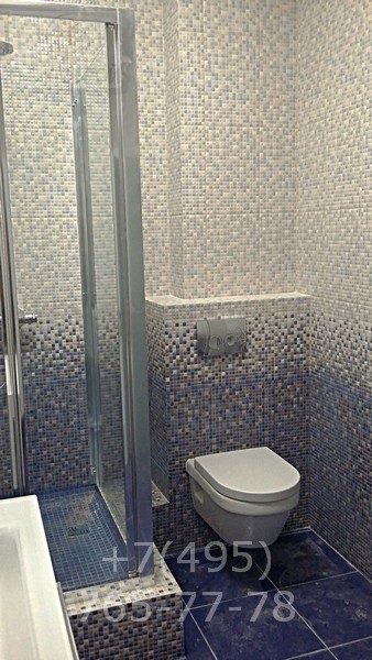 Ремонт в ванной установили подвесной туалет